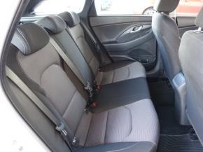 Hyundai i30  1.6 CRDi Trikolor Plus 