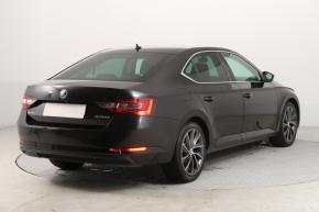 Škoda Superb  2.0 TDI 