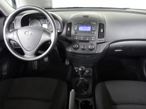 Hyundai i30  1.4 CVVT 