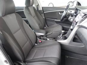 Hyundai i30  1.6 MPI 