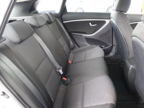 Hyundai i30  1.6 MPI 