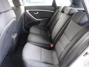 Hyundai i30  1.6 MPI 