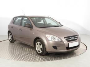 Kia Ceed  1.4 CVVT 