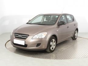 Kia Ceed  1.4 CVVT 