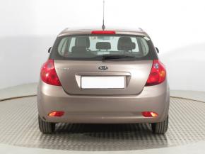 Kia Ceed  1.4 CVVT 