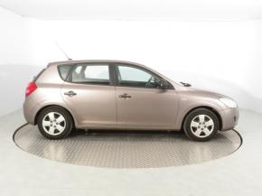 Kia Ceed  1.4 CVVT 