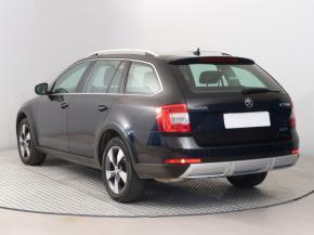 Škoda Octavia  Scout 2.0 TDI . 