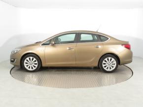 Opel Astra  1.6 16V 