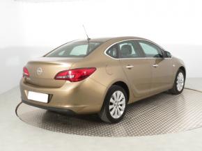 Opel Astra  1.6 16V 