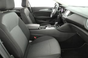 Opel Insignia  2.0 CDTI 