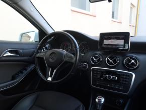 Mercedes-Benz A  A 180d 