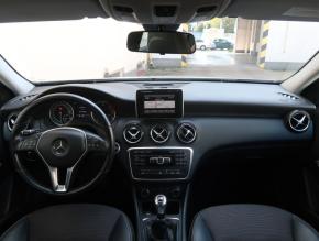 Mercedes-Benz A  A 180d 