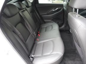 Hyundai i30 Fastback  1.6 CRDi Style 