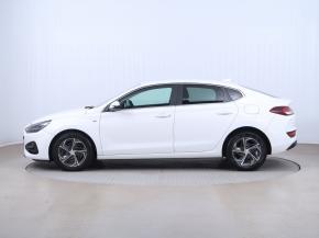 Hyundai i30 Fastback  1.5 T-GDI MHEV SMART 