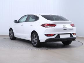 Hyundai i30 Fastback  1.5 T-GDI MHEV SMART 