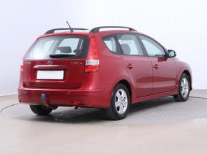 Hyundai i30  1.4 CVVT 