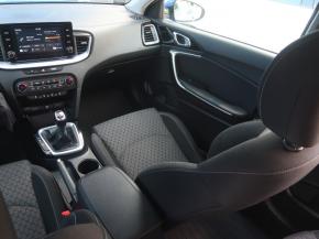 Kia Ceed  1.4 T-GDI Gold 