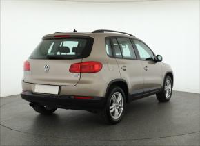 Volkswagen Tiguan  2.0 TDI 