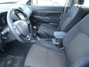 Mitsubishi ASX  2.0 MIVEC Invite 