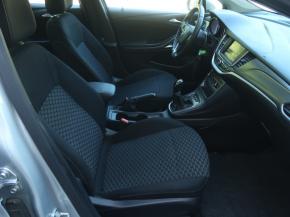 Opel Astra  1.6 CDTI 