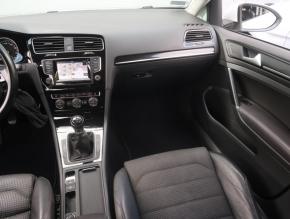 Volkswagen Golf  1.4 TSI 