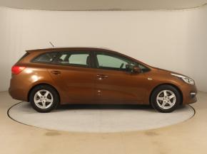 Kia Ceed  1.6 GDI 