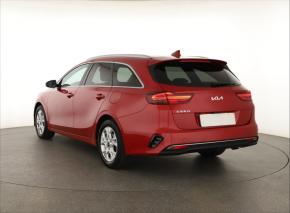 Kia Ceed  1.5 T-GDI MHEV 