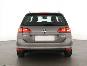 Volkswagen Golf  1.2 TSI 