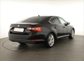 Škoda Superb  2.0 TDI Style 