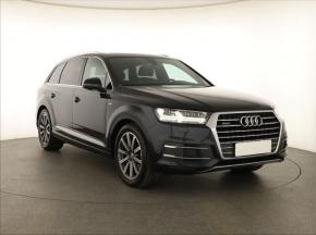 Audi Q7  3.0 TDI S-Line 