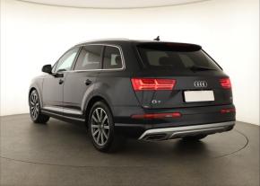 Audi Q7  3.0 TDI S-Line 