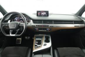 Audi Q7  3.0 TDI S-Line 