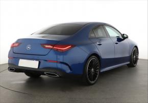 Mercedes-Benz CLA  200 AMG Paket 