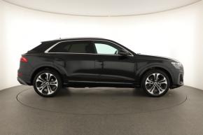 Audi Q8  50 TDI S-line 