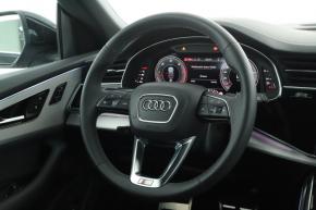 Audi Q8  50 TDI S-line 