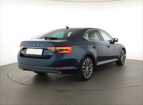 Škoda Superb  2.0 TDI 