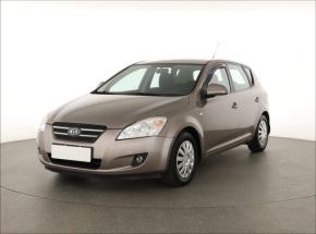 Kia Ceed  1.6 CVVT 