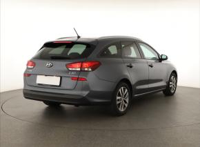 Hyundai i30  1.4 T-GDI 