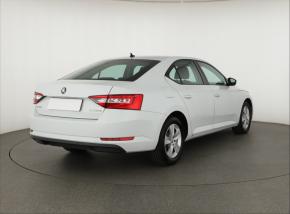 Škoda Superb  2.0 TDI 