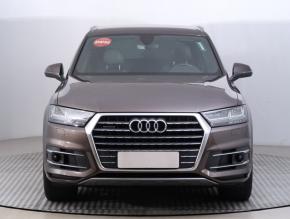 Audi Q7  3.0 TDI 