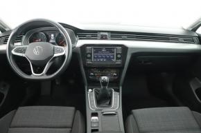 Volkswagen Passat  1.5 TSI 