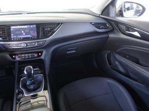 Opel Insignia  1.6 CDTI 