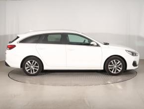 Hyundai i30  1.4 CVVT 