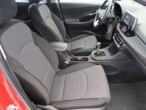 Hyundai i30  1.4 CVVT Comfort 