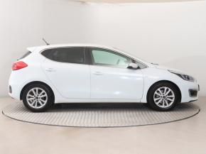 Kia Ceed  1.6 i 