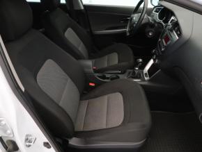 Kia Ceed  1.6 i 