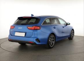 Kia Ceed  1.5 T-GDI Top 