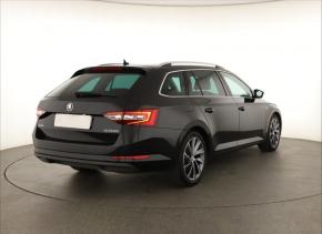 Škoda Superb  2.0 TDI 