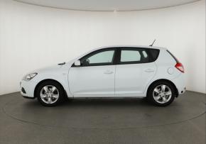 Kia Ceed  1.6 CVVT 