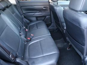 Mitsubishi Outlander  2.2 DI-D 